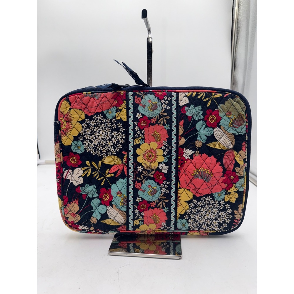 Vera Bradley English Rose Retired Quilted Laptop Sleeve Tablet Case iPad